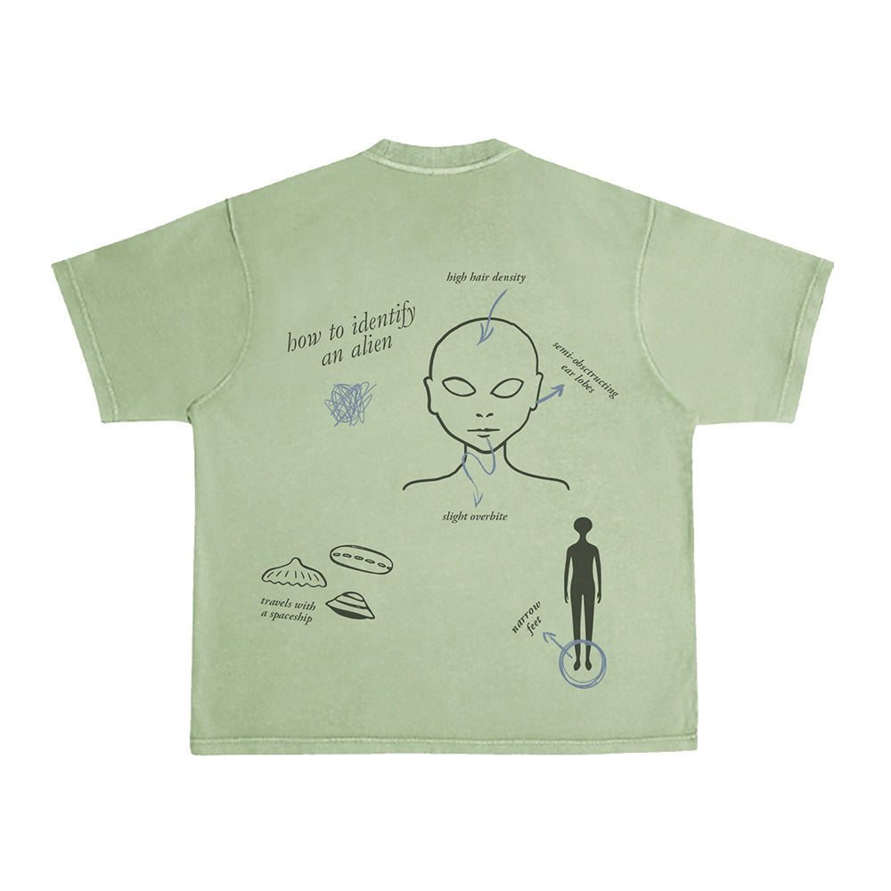 How to Identify an Alien Bugonia T-shirt Green